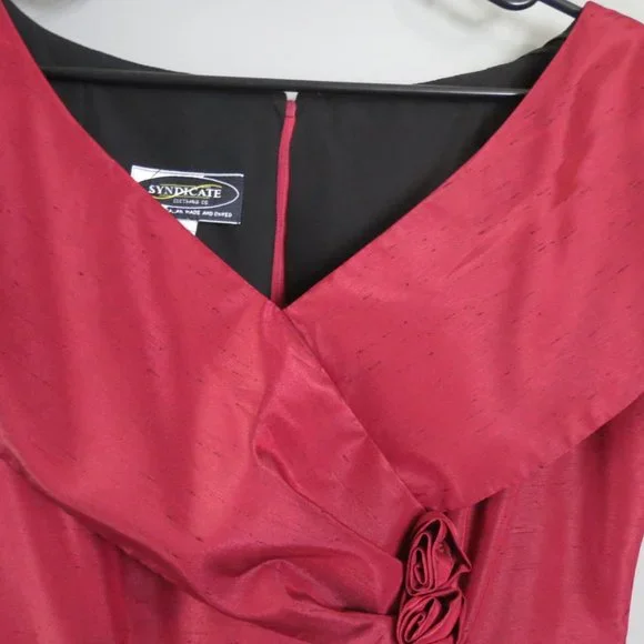 VINTAGE SYNDICATE - COCKTAIL / EVENING DRESS - SIZE 14 - NET UNDERLAY. - Picture 3 of 8